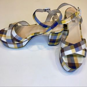Forever 21 70’s Platform Sandals